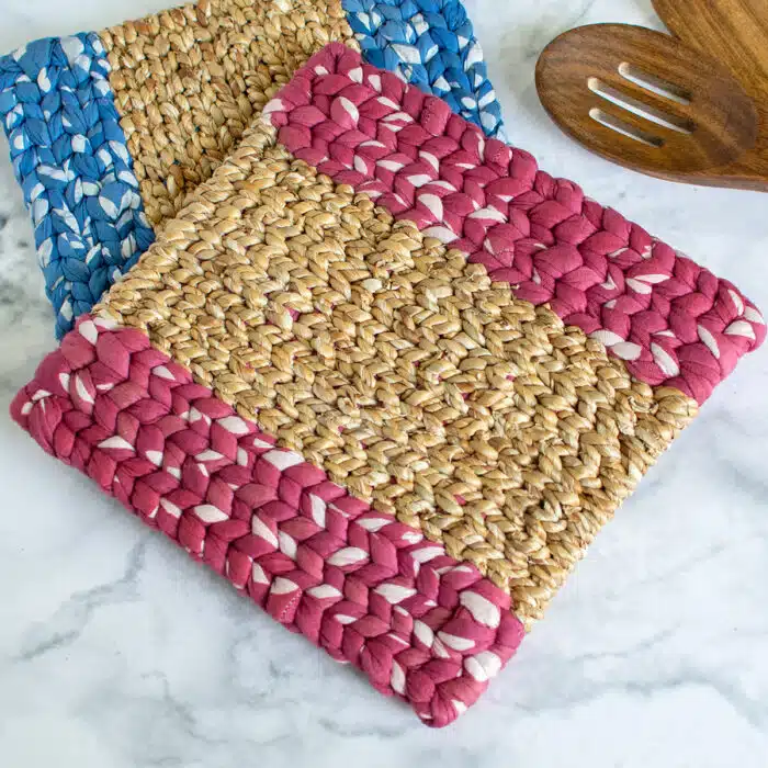 Trivet-Water Hyacinth: Rosewood-Organic