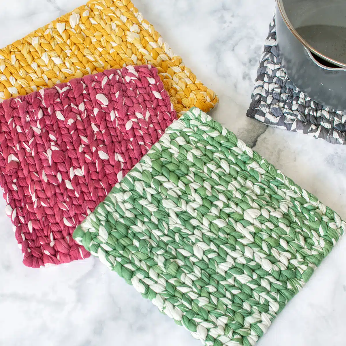 Trivet: Woven - Gold-Organic - Image 3