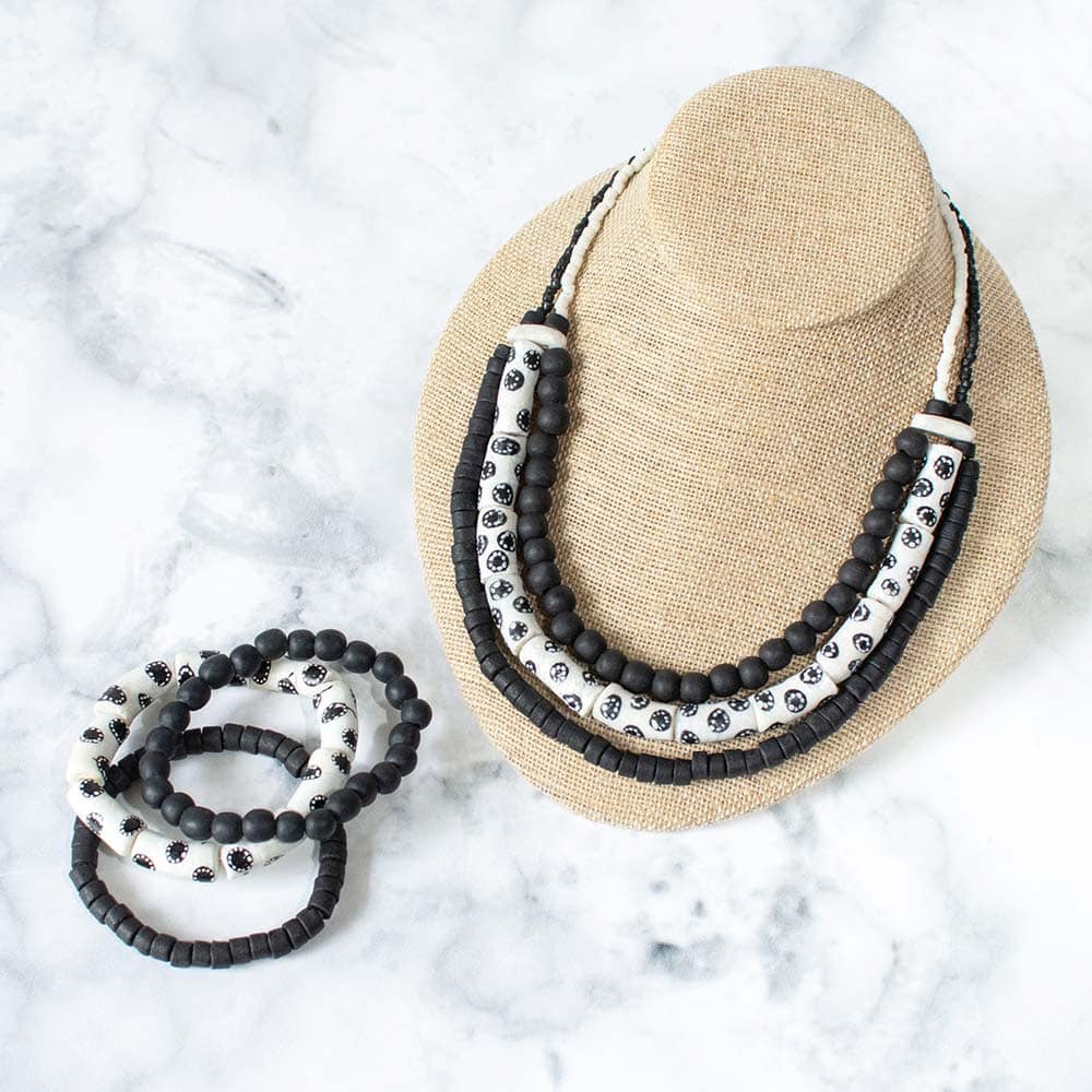Manye: Necklace - Black - Image 2