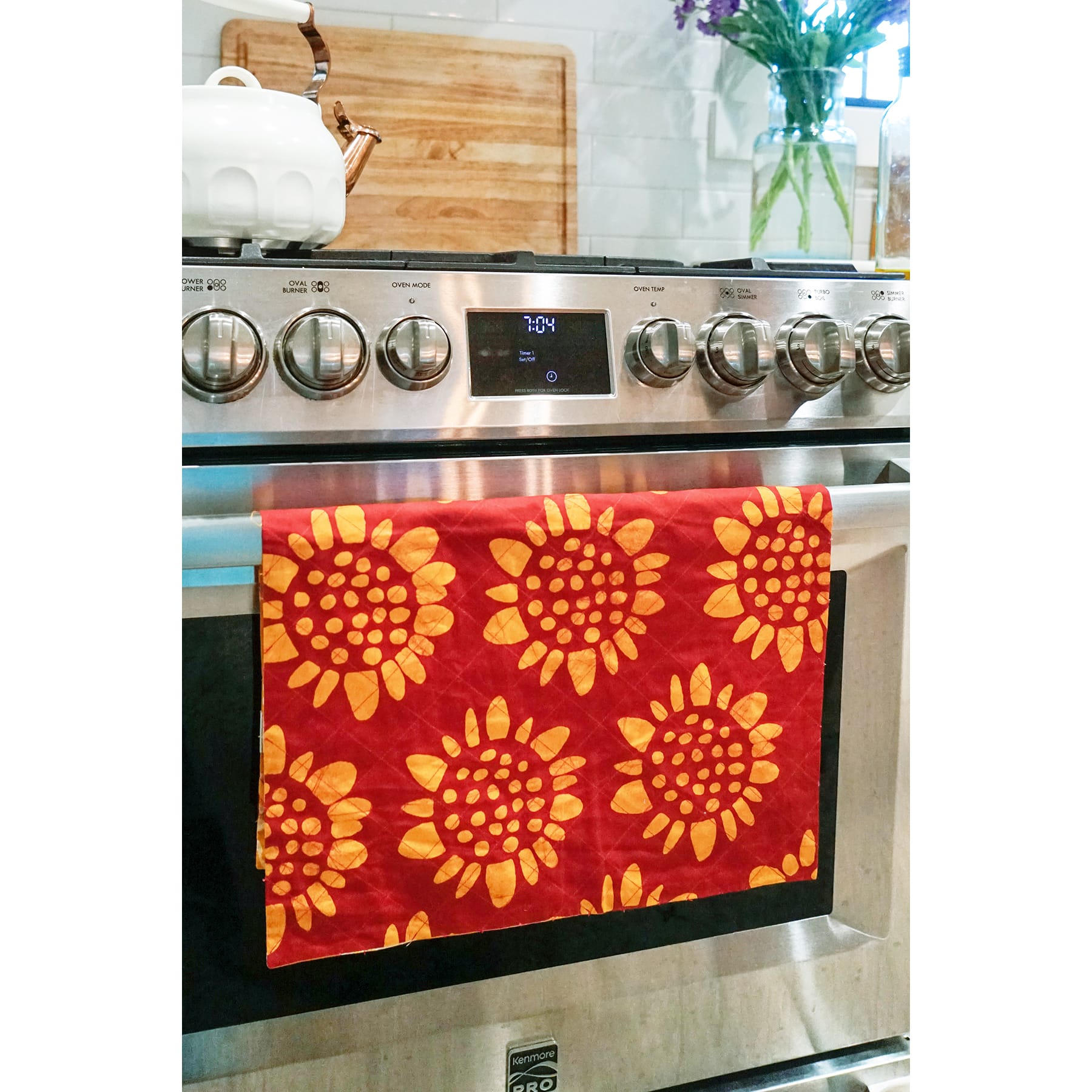 Tea Towels: Sunflower - Red-Organic - Image 8
